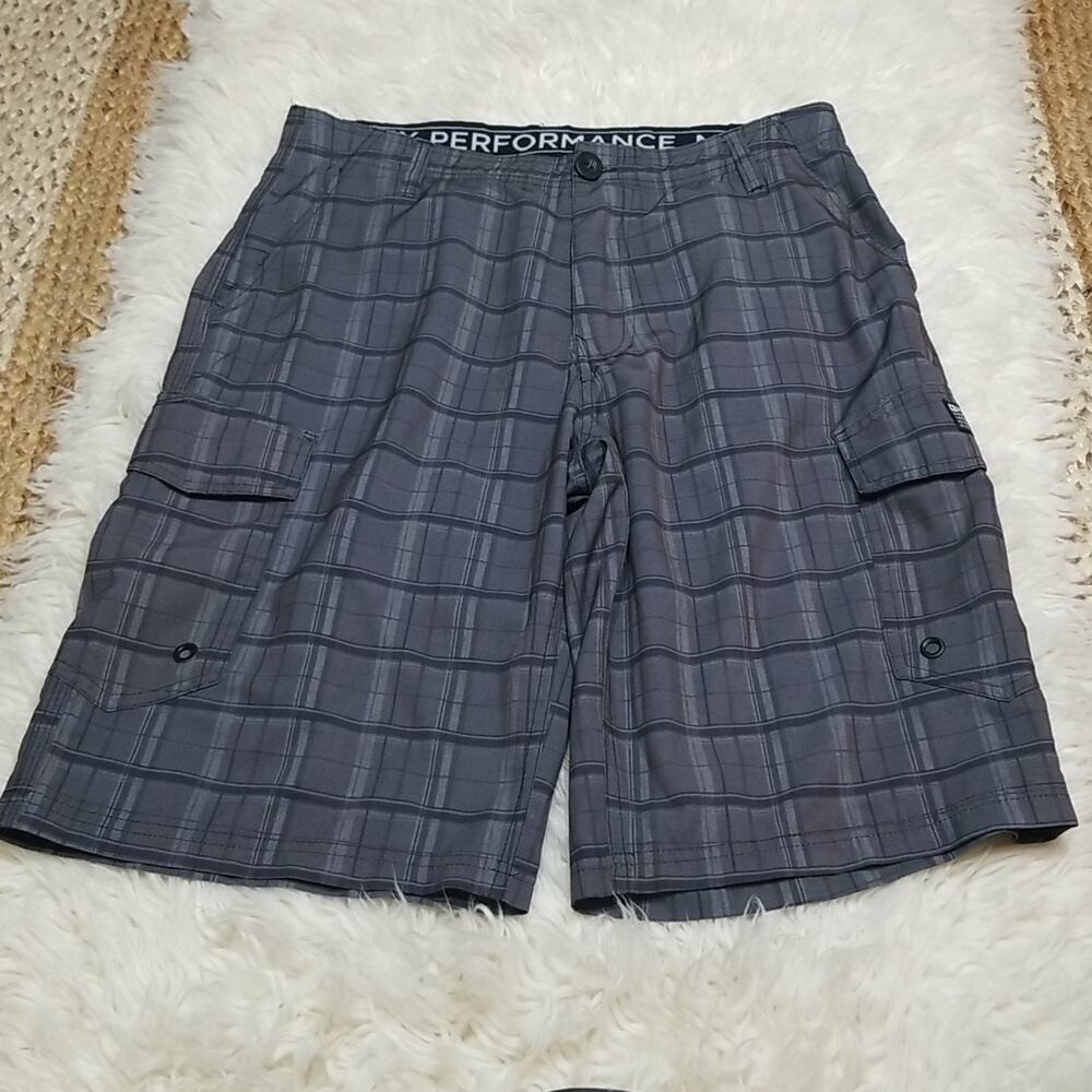 Matix Performance Men's Plaid Shorts Grey White Size 30 Flat Front Chino